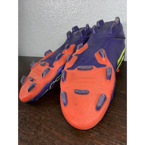 Athletic_Shoes